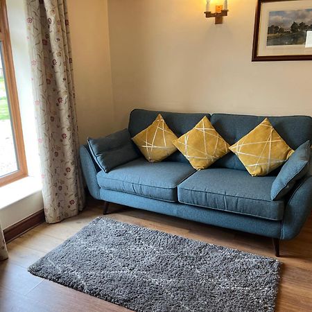 Tupenny Cottage, Old Mill Farm, Cotswold Water Park سيرنسيستر المظهر الخارجي الصورة
