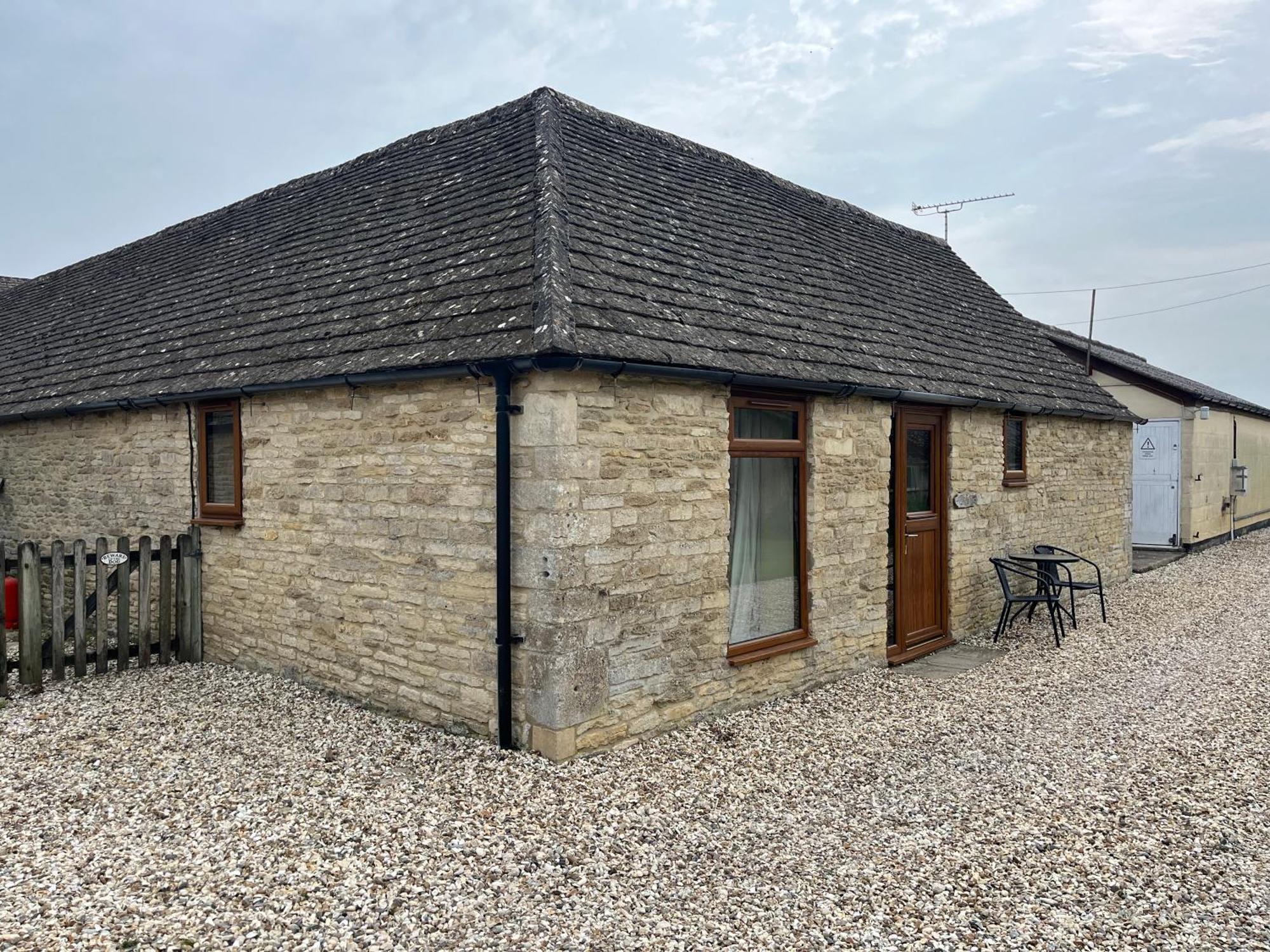 Tupenny Cottage, Old Mill Farm, Cotswold Water Park سيرنسيستر المظهر الخارجي الصورة